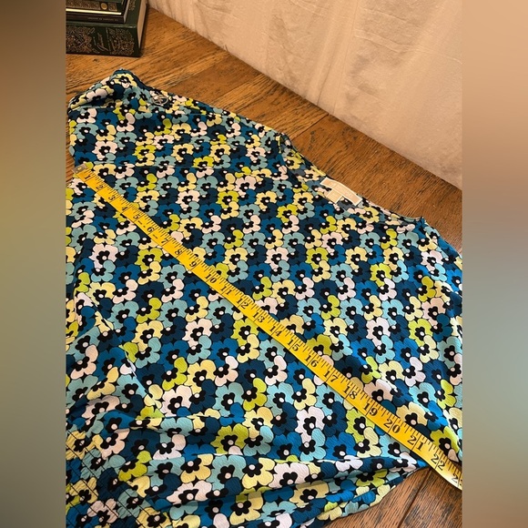 💙❣️MICHAEL Michael Kors – Floral Smocked Hem Top – Size S - Picture 11 of 12